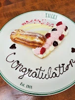 Berry Eclair
